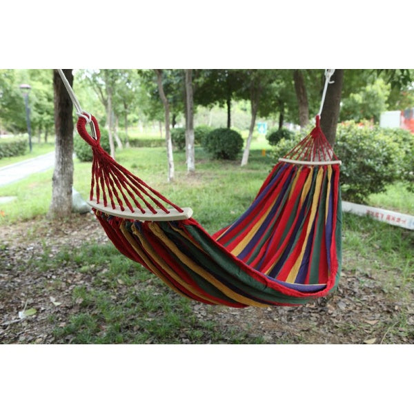 OFERTĂ SPECIALĂ! Hamac Dublu cu Bară din Lemn – Relaxare de Lux la Super Preț!